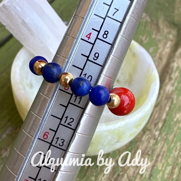 Lapis lazuli and coral beaded bohemian handmade dainty ring - Picture 3 of 6